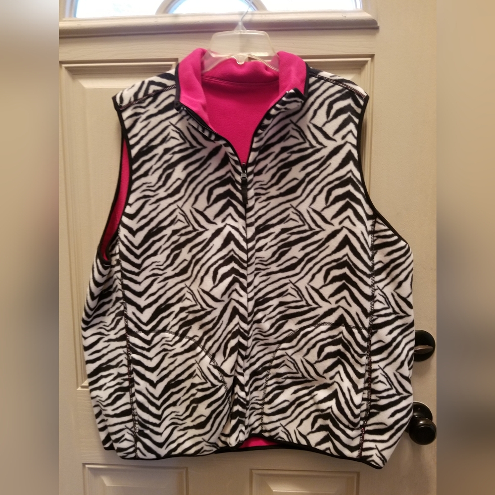 Plus Reversible Vest